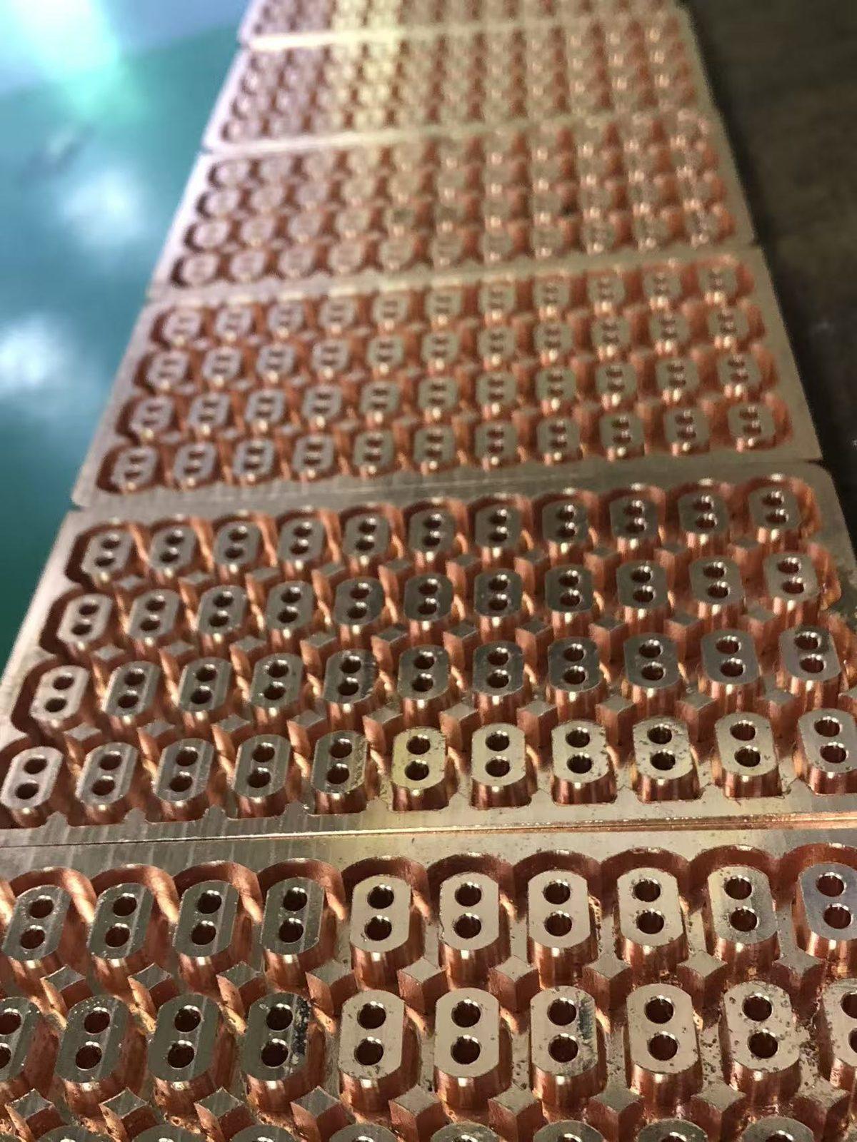 液冷精密结构件CNC加工 · 液冷精密件